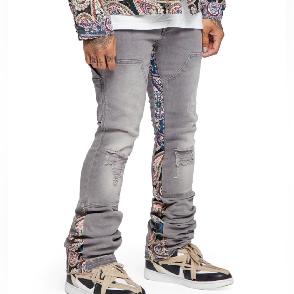 Valabasas “Alpha” Grey Jacquard Stacked & Flared Jeans NEW Size 32